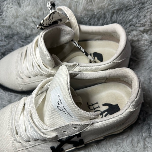 Off-White Virgil Abloh Vulcanized 'Adam is Eve' Low Top Sneakers - Picture 6 of 6